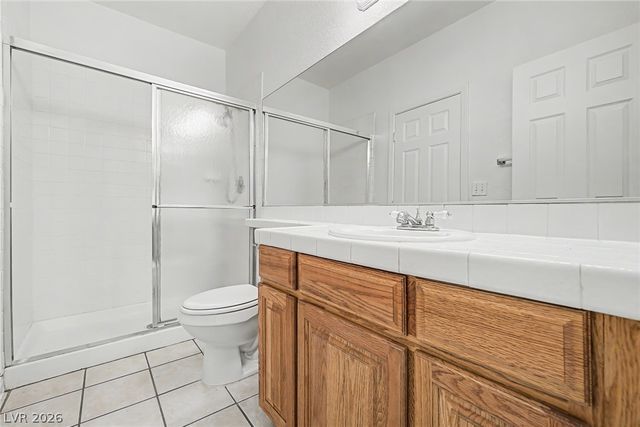 7782 Meadow Creek Street, Las Vegas, NV 89123