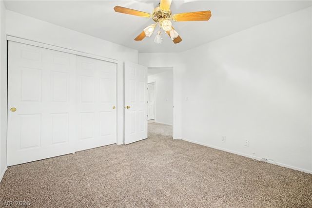 7782 Meadow Creek Street, Las Vegas, NV 89123