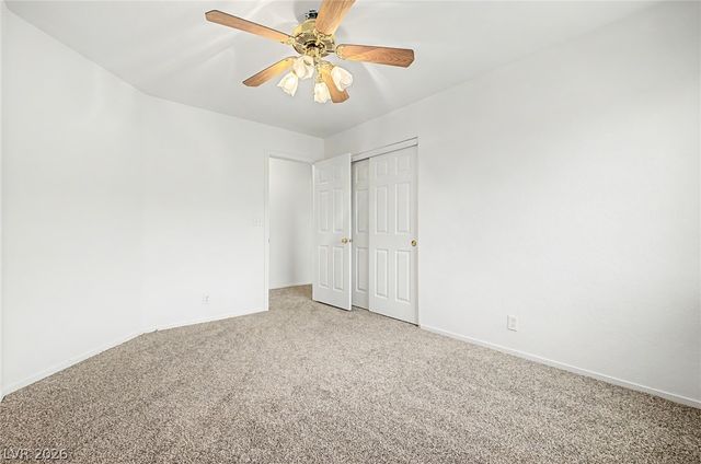 7782 Meadow Creek Street, Las Vegas, NV 89123