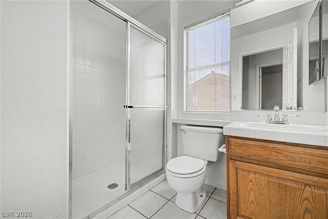 7782 Meadow Creek Street, Las Vegas, NV 89123
