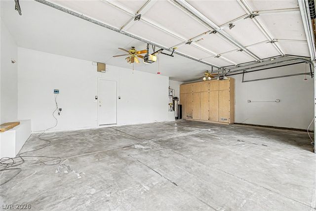 7782 Meadow Creek Street, Las Vegas, NV 89123