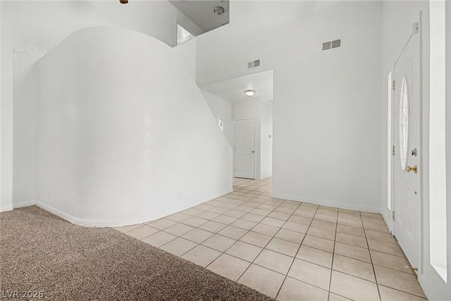 7782 Meadow Creek Street, Las Vegas, NV 89123