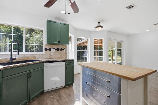 703 Post Oak CIR, Cedar Park, TX 78613