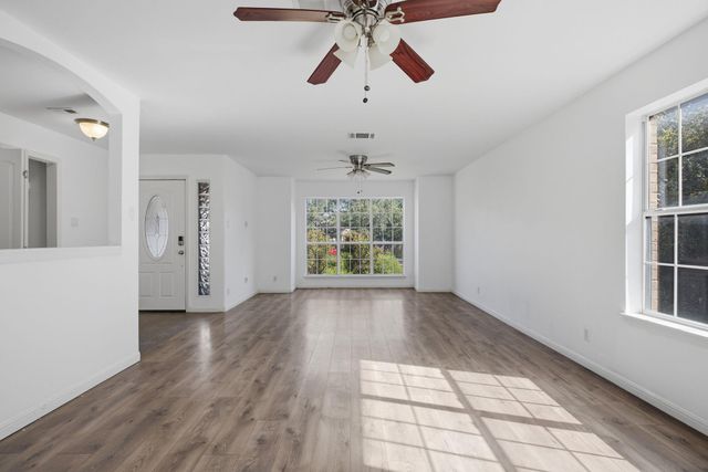 703 Post Oak CIR, Cedar Park, TX 78613