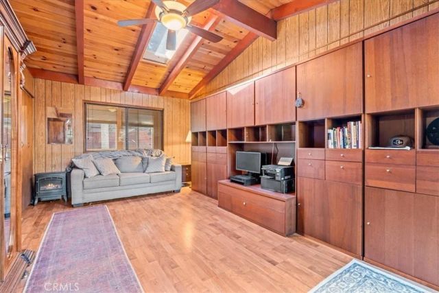 1631 Linnet, Wrightwood, CA 92397