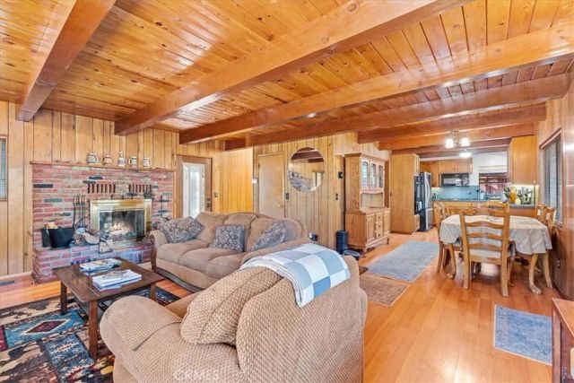 1631 Linnet, Wrightwood, CA 92397