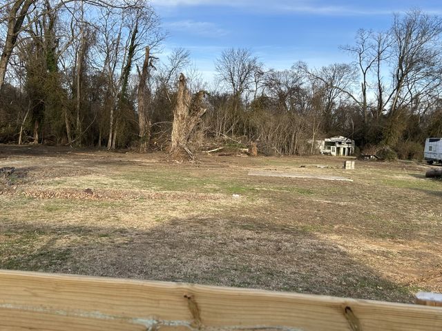 850 E 21st St, Hopkinsville, KY 42240