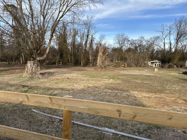 850 E 21st St, Hopkinsville, KY 42240