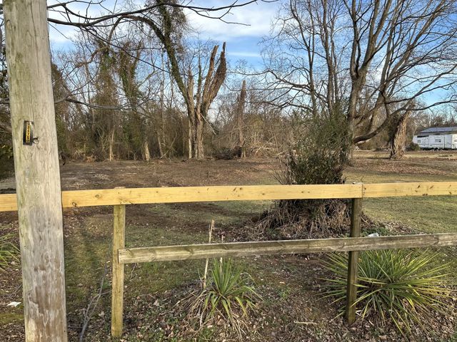 850 E 21st St, Hopkinsville, KY 42240