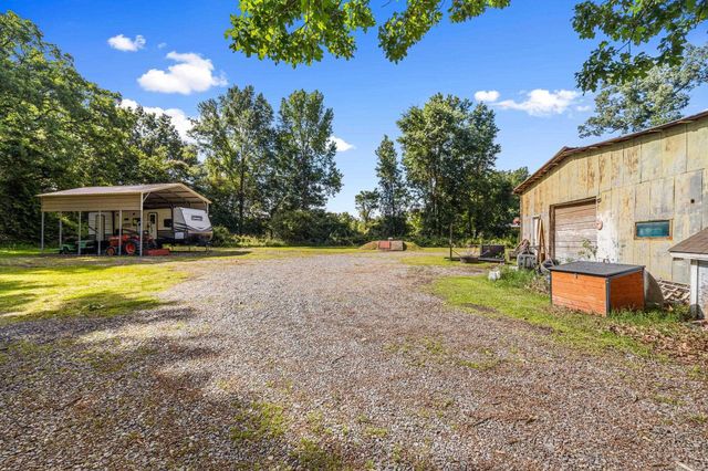 429 Lingo Rd, Lonoke, AR 72086