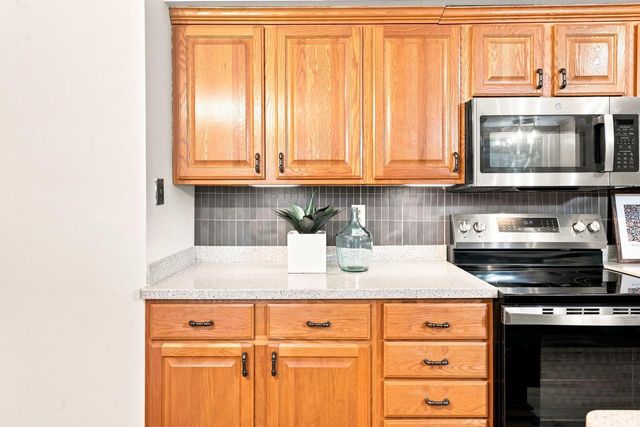 6390 W Wabash AVENUE, Brown Deer, WI 53223