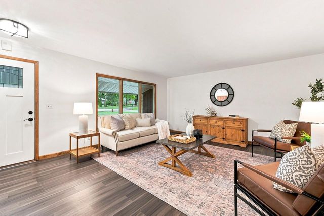 6390 W Wabash AVENUE, Brown Deer, WI 53223