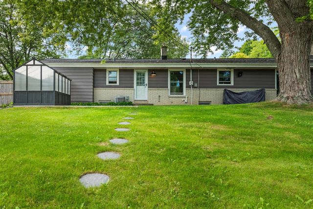 6390 W Wabash AVENUE, Brown Deer, WI 53223