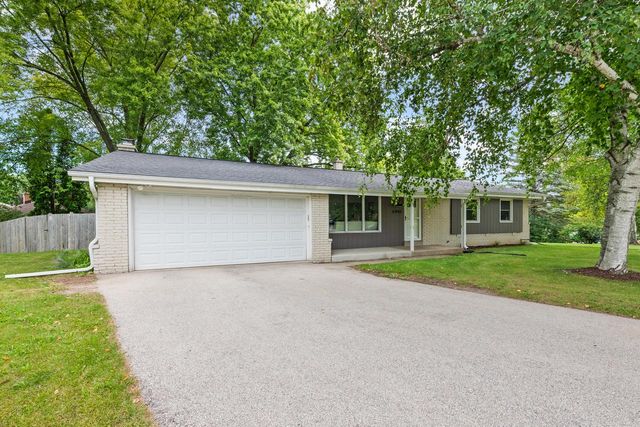 6390 W Wabash AVENUE, Brown Deer, WI 53223
