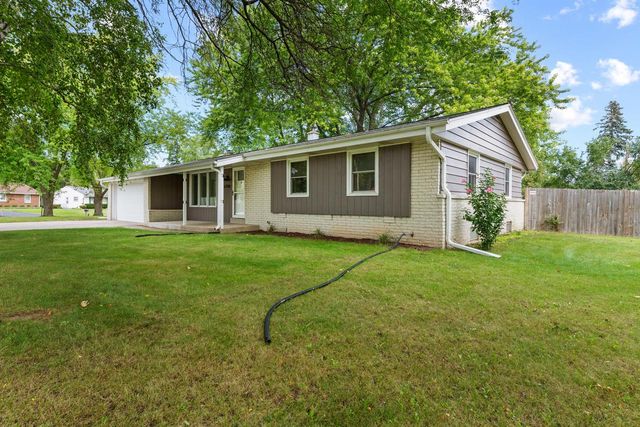 6390 W Wabash AVENUE, Brown Deer, WI 53223