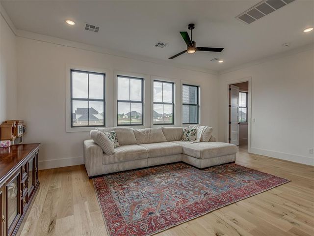 2160 NW 225th Street, Edmond, OK 73025