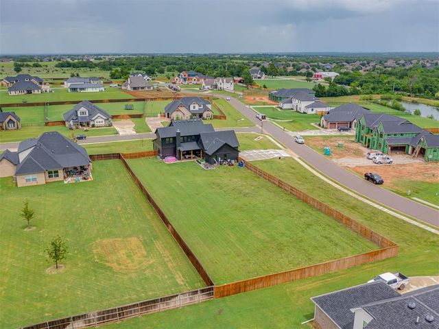 2160 NW 225th Street, Edmond, OK 73025