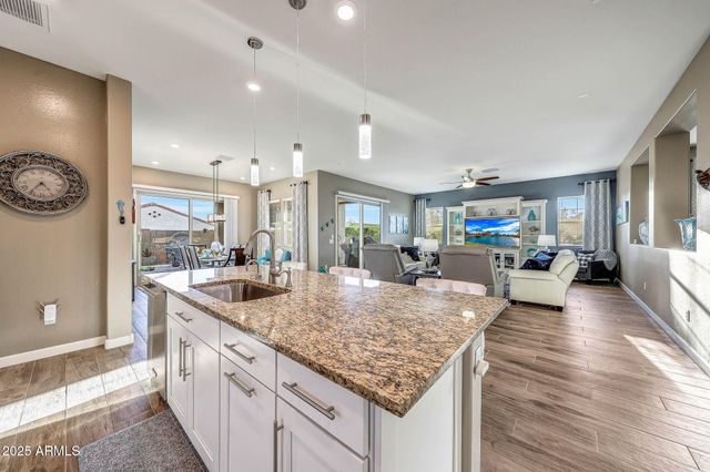 20667 W CLEARSTREAM Drive, Buckeye, AZ 85396