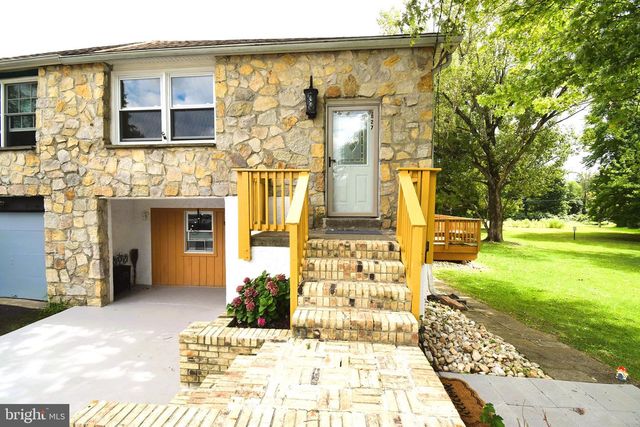 827 PENNBROOK AVE, Lansdale, PA 19446