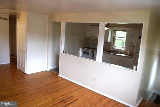 827 PENNBROOK AVE, Lansdale, PA 19446
