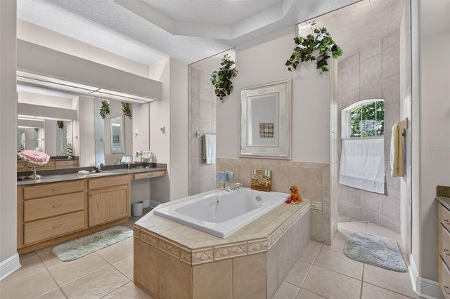 720 NORTHWEST SNUG HARBOR ROAD, Crystal River, FL 34428