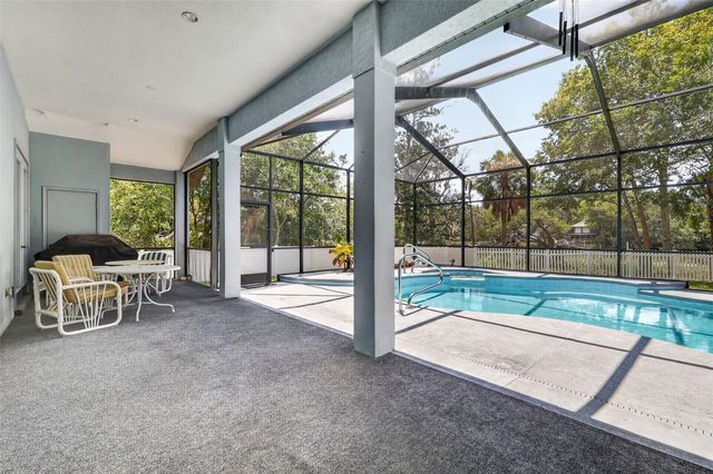 720 NORTHWEST SNUG HARBOR ROAD, Crystal River, FL 34428