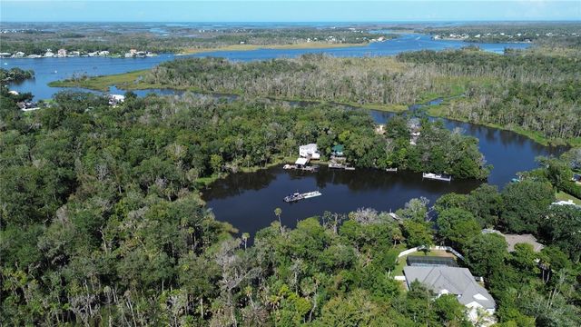 720 NORTHWEST SNUG HARBOR ROAD, Crystal River, FL 34428