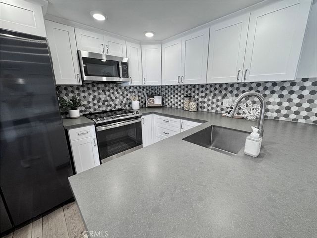 6126 Marina Pacifica N, Long Beach, CA 90803