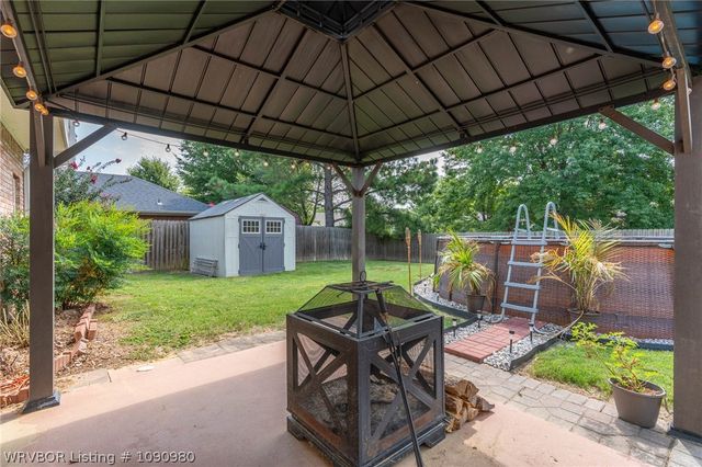 1520 Rockhurst Drive, Fort Smith, AR 72908