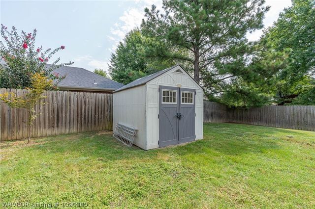 1520 Rockhurst Drive, Fort Smith, AR 72908