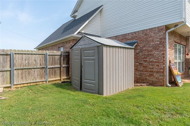 1520 Rockhurst Drive, Fort Smith, AR 72908
