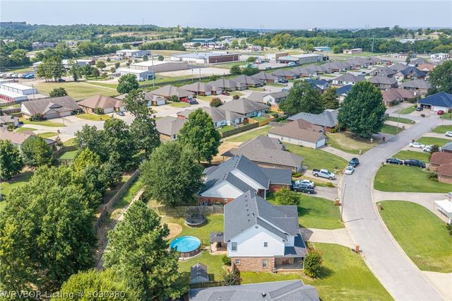 1520 Rockhurst Drive, Fort Smith, AR 72908