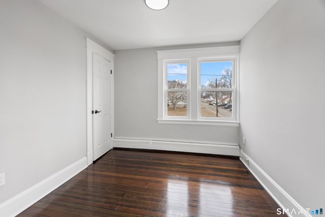 470 Sylvan Avenue, Waterbury, CT 06706