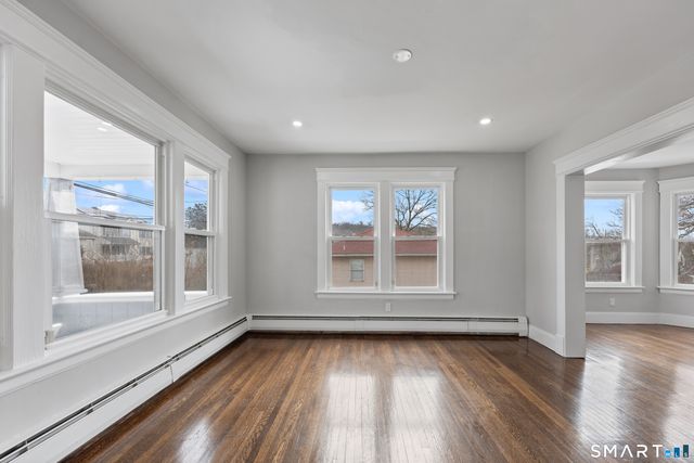 470 Sylvan Avenue, Waterbury, CT 06706