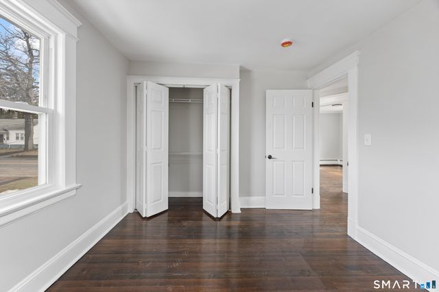 470 Sylvan Avenue, Waterbury, CT 06706