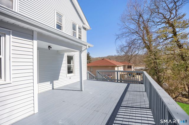 470 Sylvan Avenue, Waterbury, CT 06706