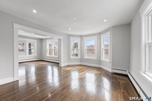 470 Sylvan Avenue, Waterbury, CT 06706