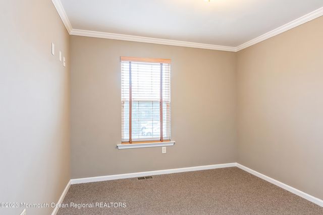 34 Chimney Court 181, Laurence Harbor, NJ 08879