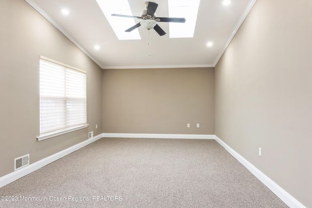 34 Chimney Court 181, Laurence Harbor, NJ 08879