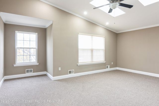 34 Chimney Court 181, Laurence Harbor, NJ 08879