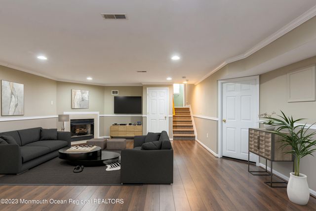 34 Chimney Court 181, Laurence Harbor, NJ 08879