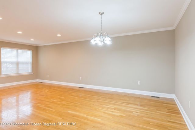34 Chimney Court 181, Laurence Harbor, NJ 08879