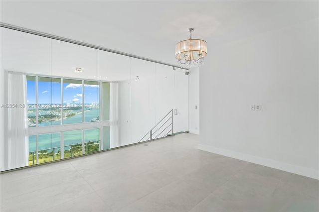 1040 Biscayne Blvd 3802, Miami, FL 33132