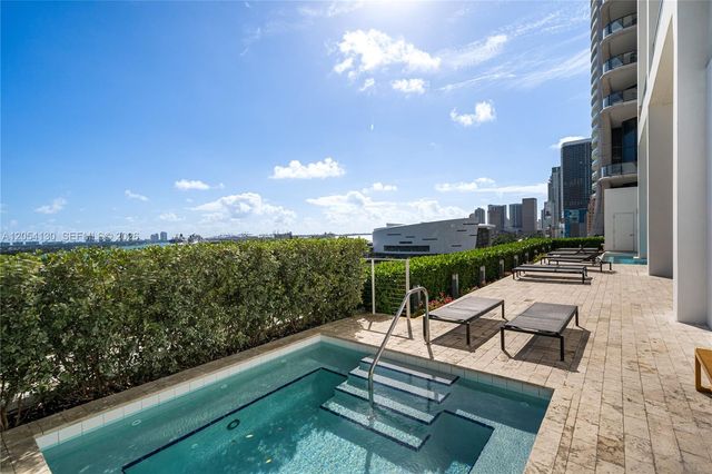 1040 Biscayne Blvd 3802, Miami, FL 33132