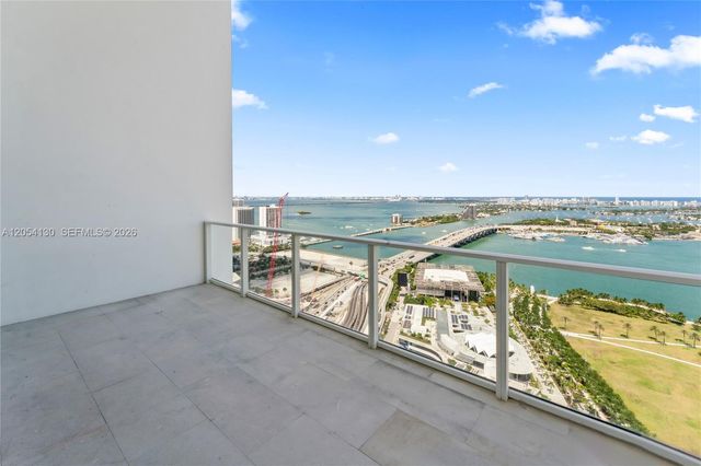 1040 Biscayne Blvd 3802, Miami, FL 33132