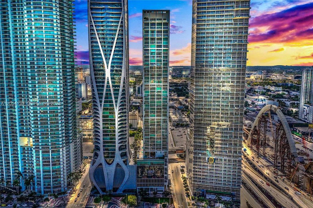 1040 Biscayne Blvd 3802, Miami, FL 33132
