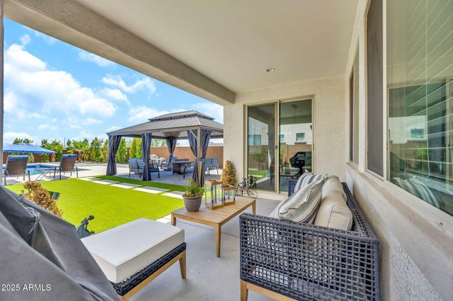 9009 W ORANGE Drive, Glendale, AZ 85305