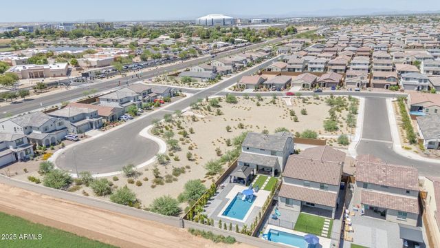 9009 W ORANGE Drive, Glendale, AZ 85305