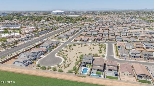 9009 W ORANGE Drive, Glendale, AZ 85305