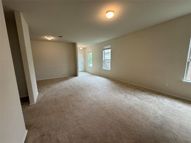 250 Zuma DR, Liberty Hill, TX 78642